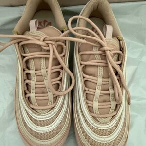 Nike Women's Pink and Cream Athletic Shoes